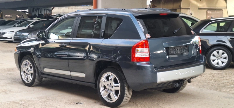 Jeep Compass 2.4 Automat Full Xenon Navi Kamera  , снимка 4 - Автомобили и джипове - 45287861