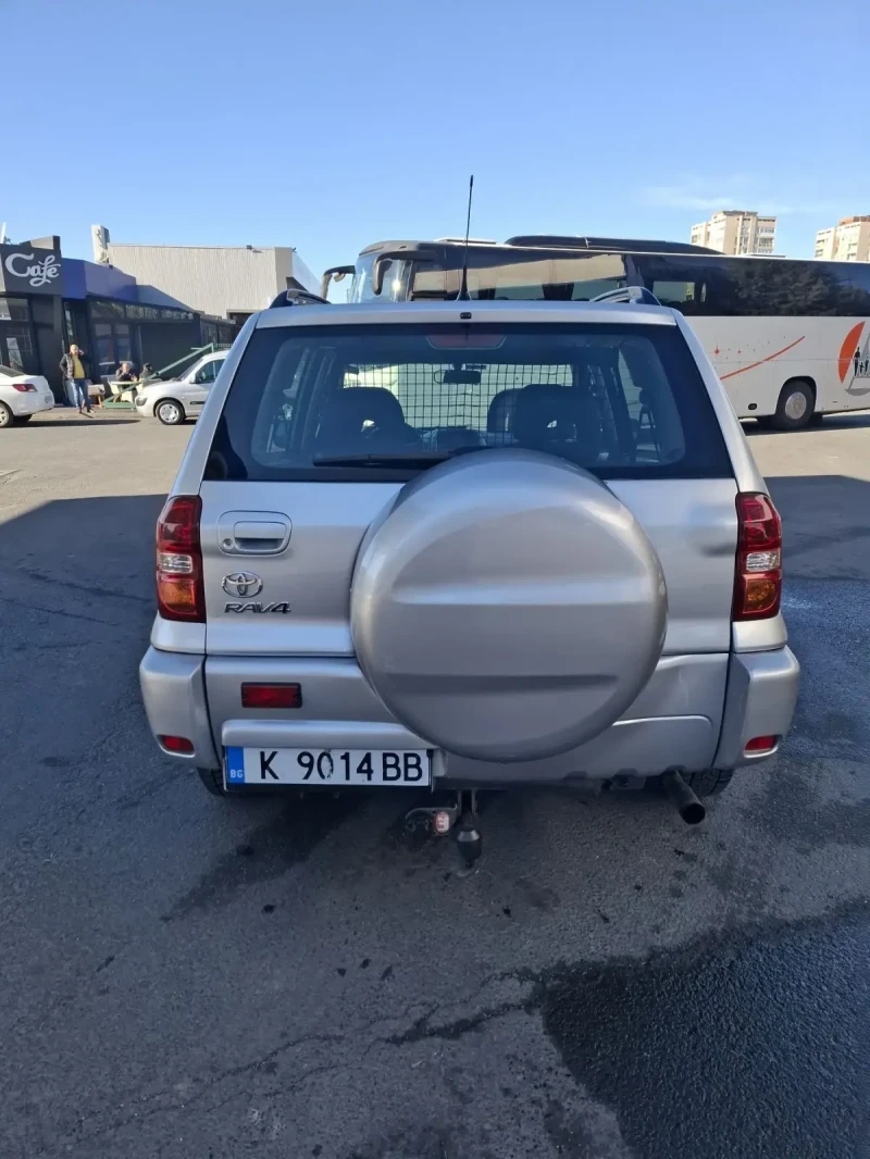 Toyota Rav4, снимка 2 - Автомобили и джипове - 48095574