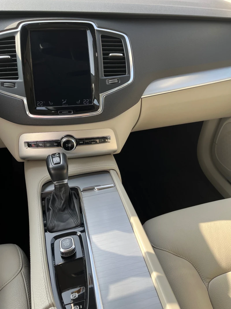 Volvo Xc90, снимка 5 - Автомобили и джипове - 52386364