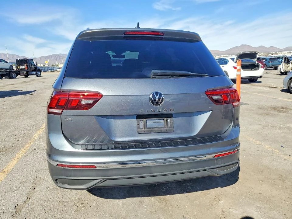 VW Tiguan SE* KEYLESS* CARPLAY* ДИГИТАЛНО* ТАБЛО , снимка 6 - Автомобили и джипове - 53874156