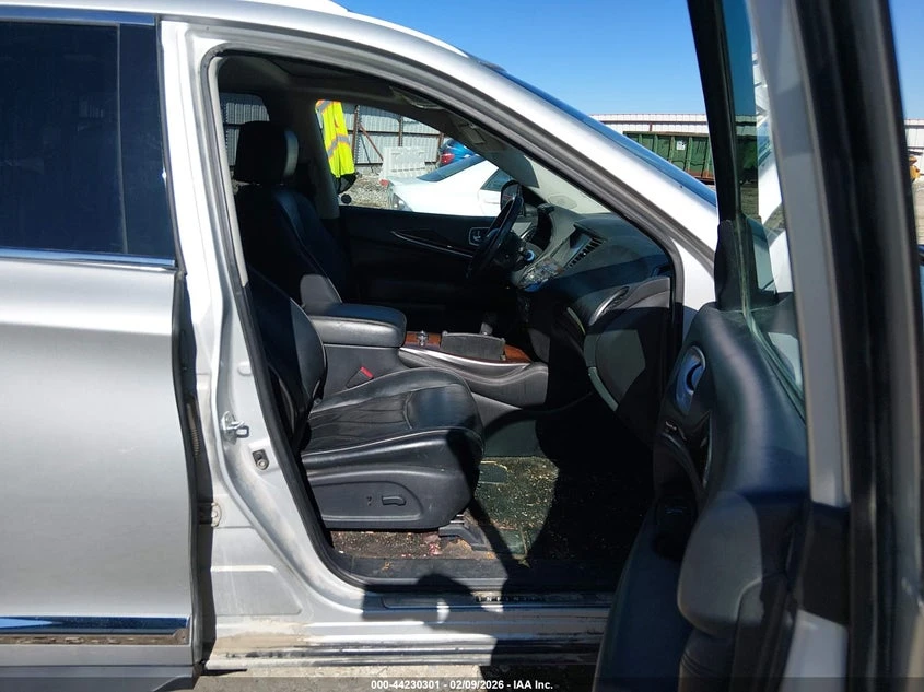 Infiniti QX60 2.5l Hybrid, снимка 5 - Автомобили и джипове - 54141688