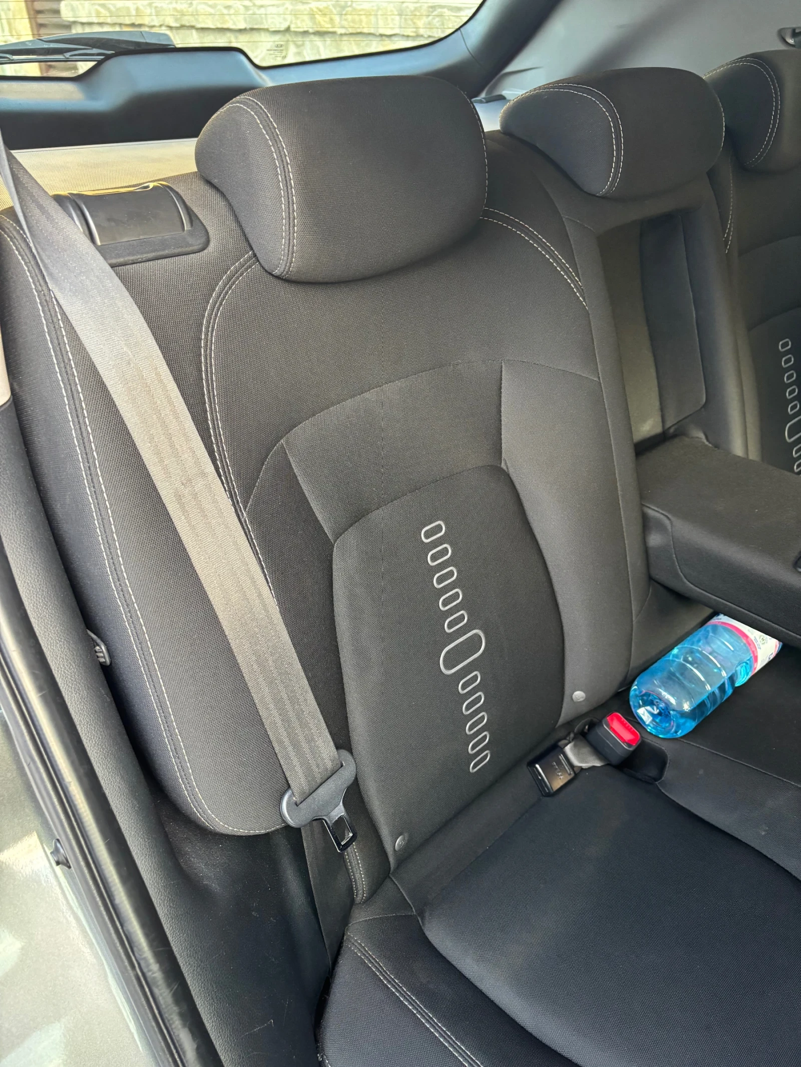 Kia Sportage, снимка 16 - Автомобили и джипове - 54337062