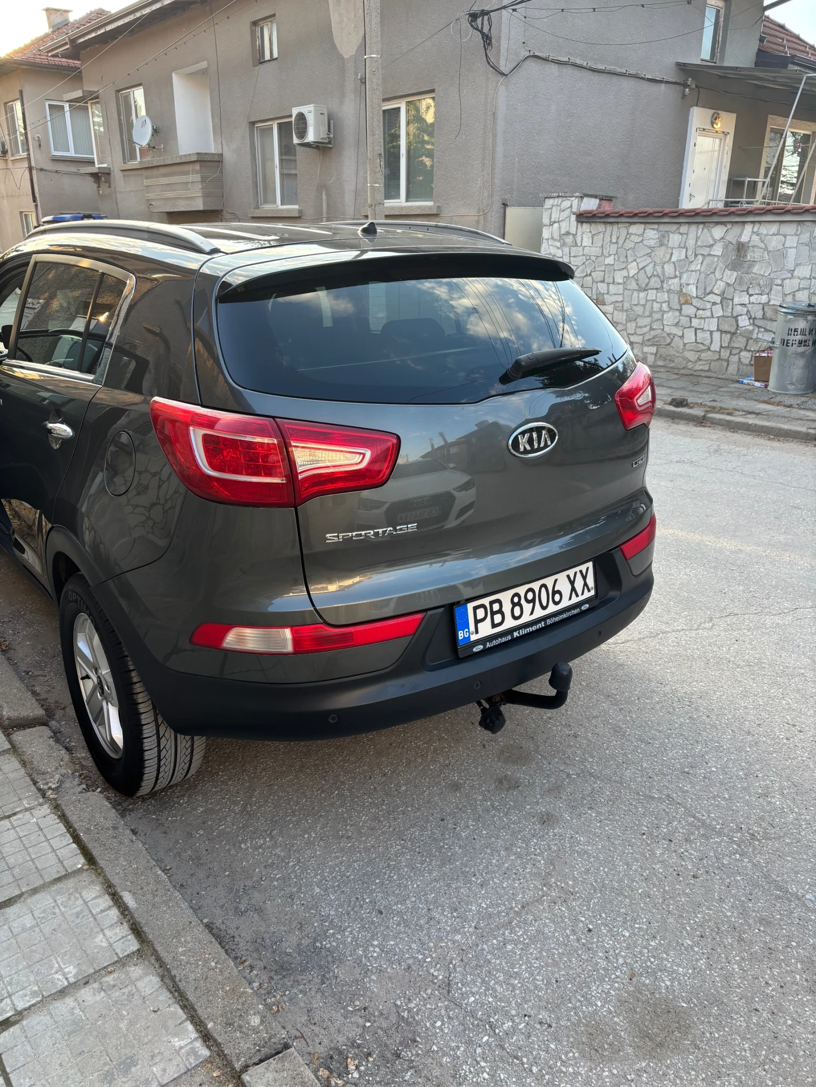 Kia Sportage, снимка 10 - Автомобили и джипове - 54337062
