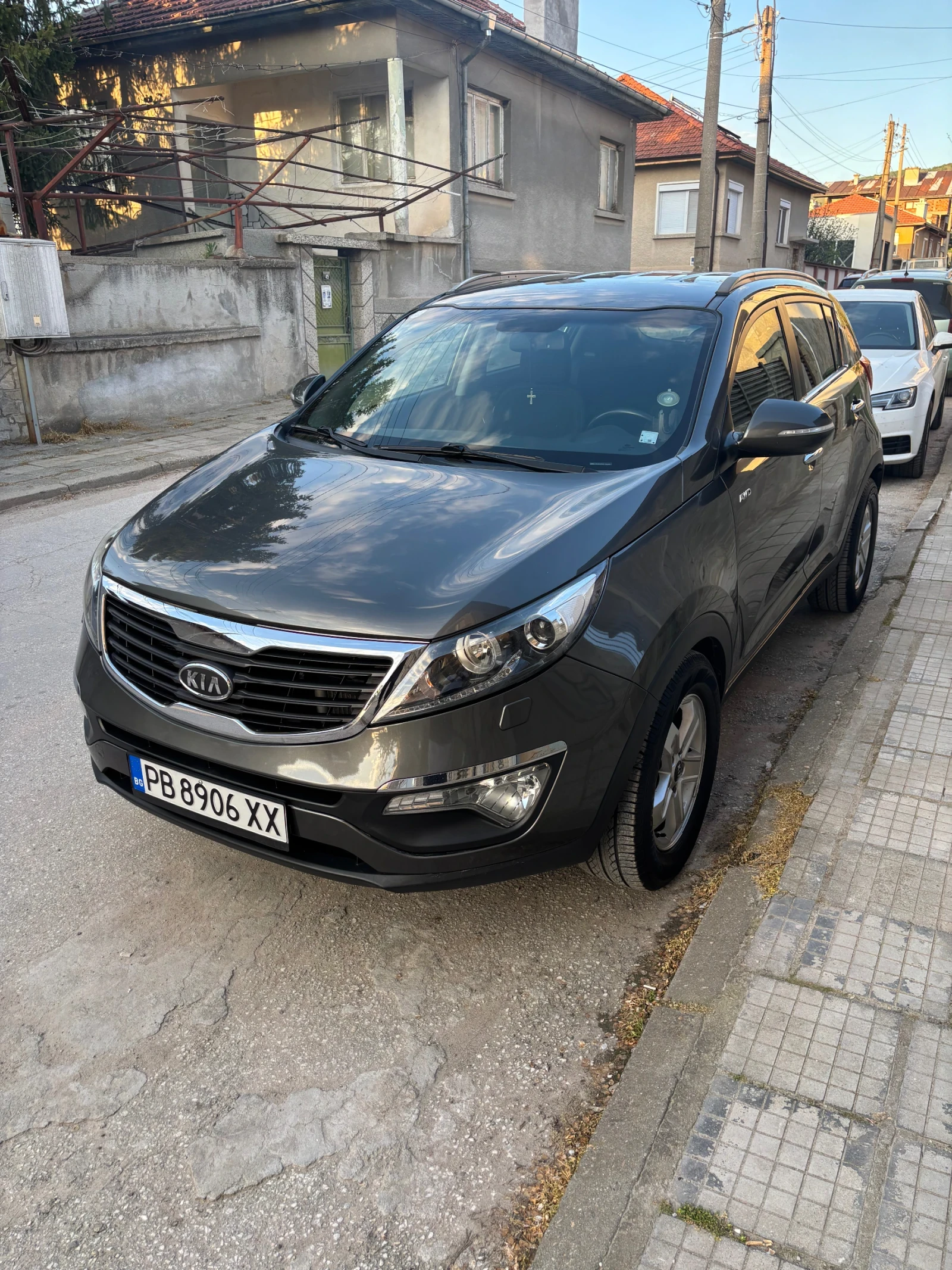 Kia Sportage, снимка 4 - Автомобили и джипове - 54337062
