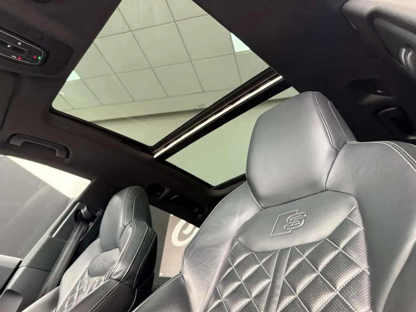 Audi SQ8 4.0 TDI V8 Quattro, снимка 9 - Автомобили и джипове - 54526842