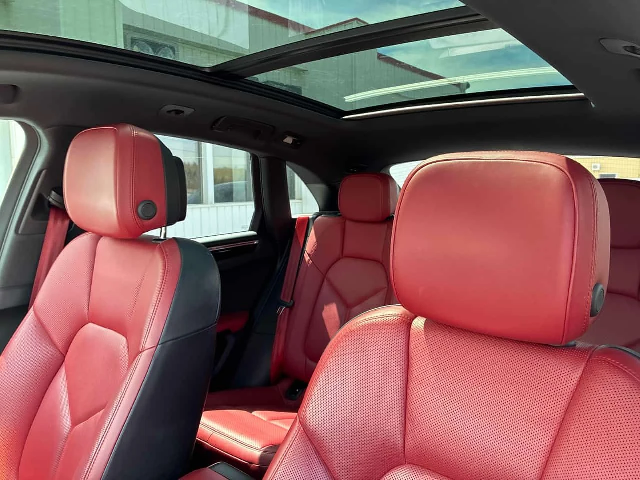 Porsche Macan * S * ОБДУХВАНЕ* ПАНОРАМА* BOSE* , снимка 11 - Автомобили и джипове - 54572277