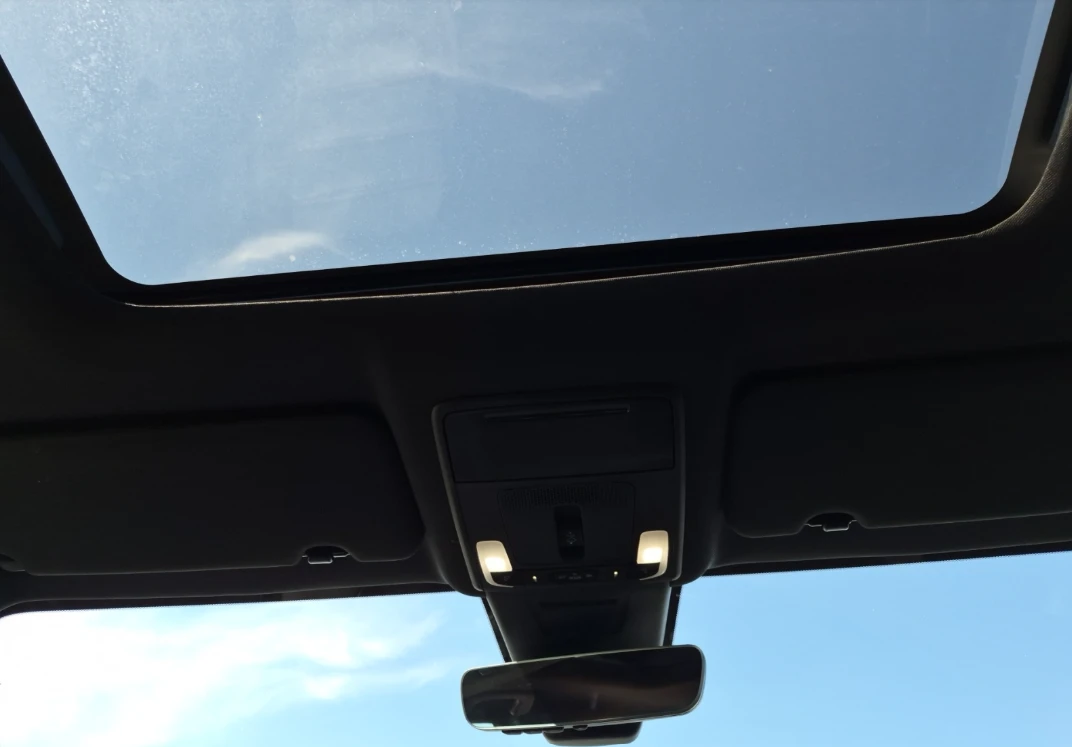 Honda Cr-v * Hybrid Touring AWD* Шибидах* Подгрев* , снимка 11 - Автомобили и джипове - 55351800