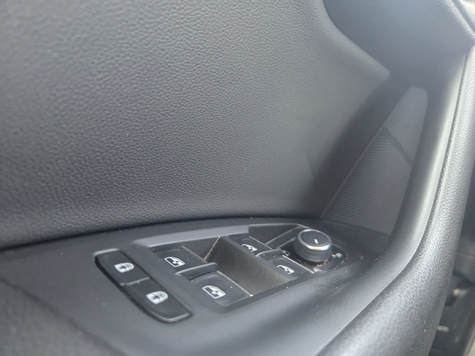VW Touareg, снимка 11 - Автомобили и джипове - 56076652