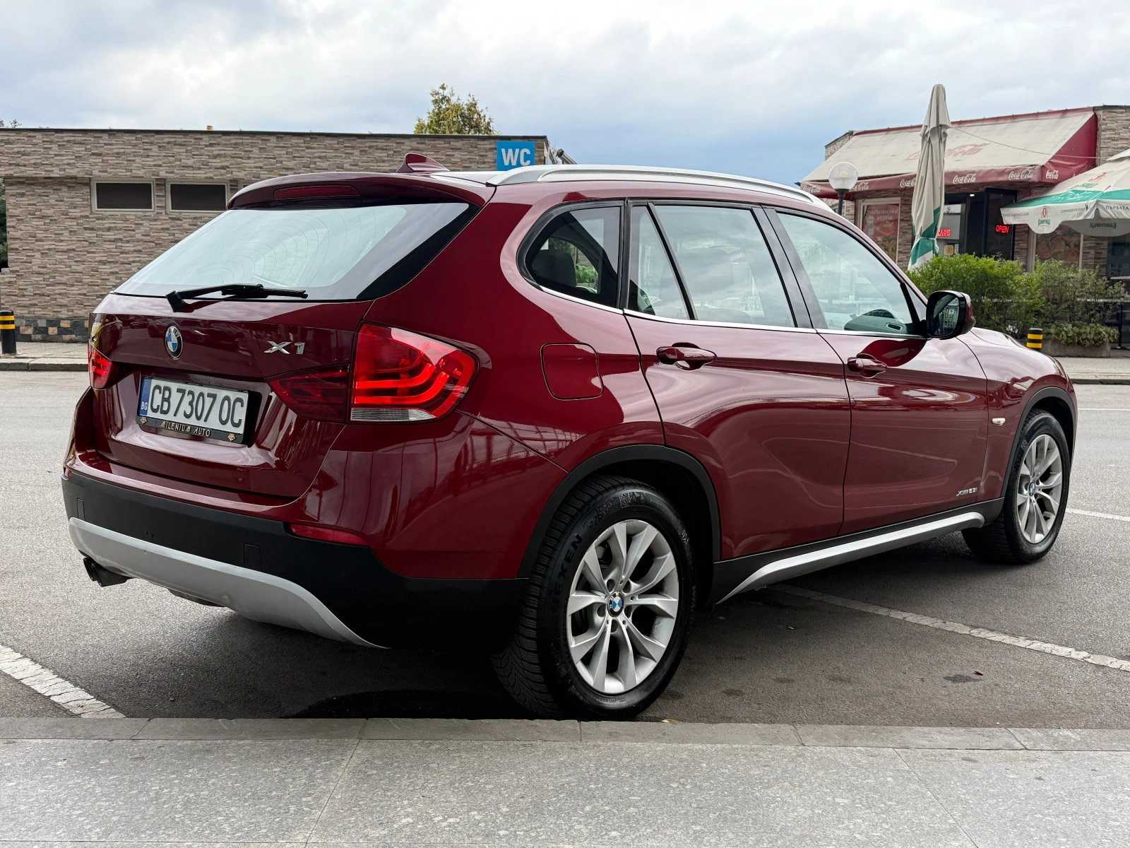 BMW X1 6 МЕСЕЦА ГАРАНЦИЯ/2.0i X Drive 245к.с Face Подгрев, снимка 5 - Автомобили и джипове - 56254051