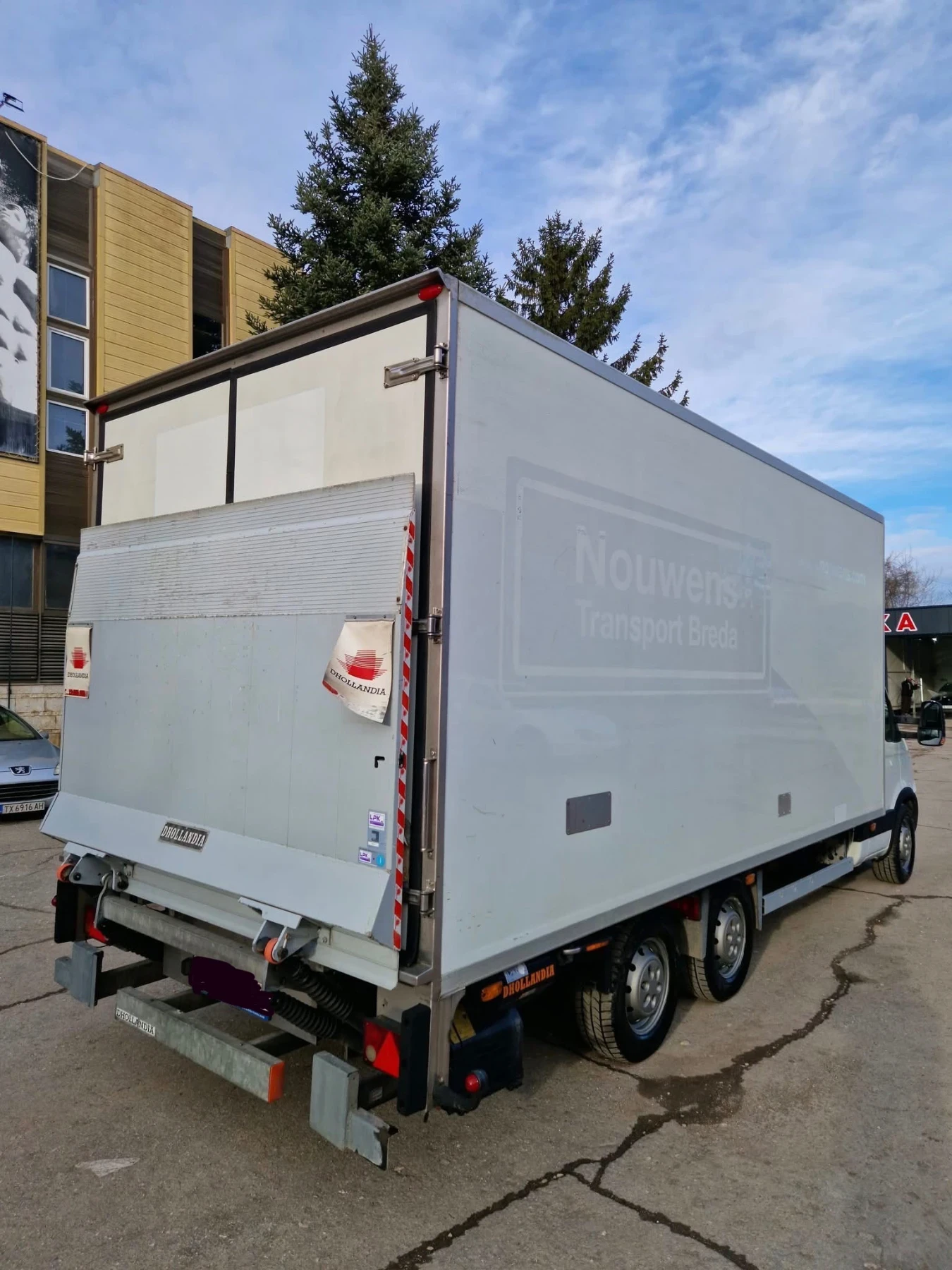 Iveco 35S18  хладилен   падащ борд  B+ E, снимка 3 - Бусове и автобуси - 54750152