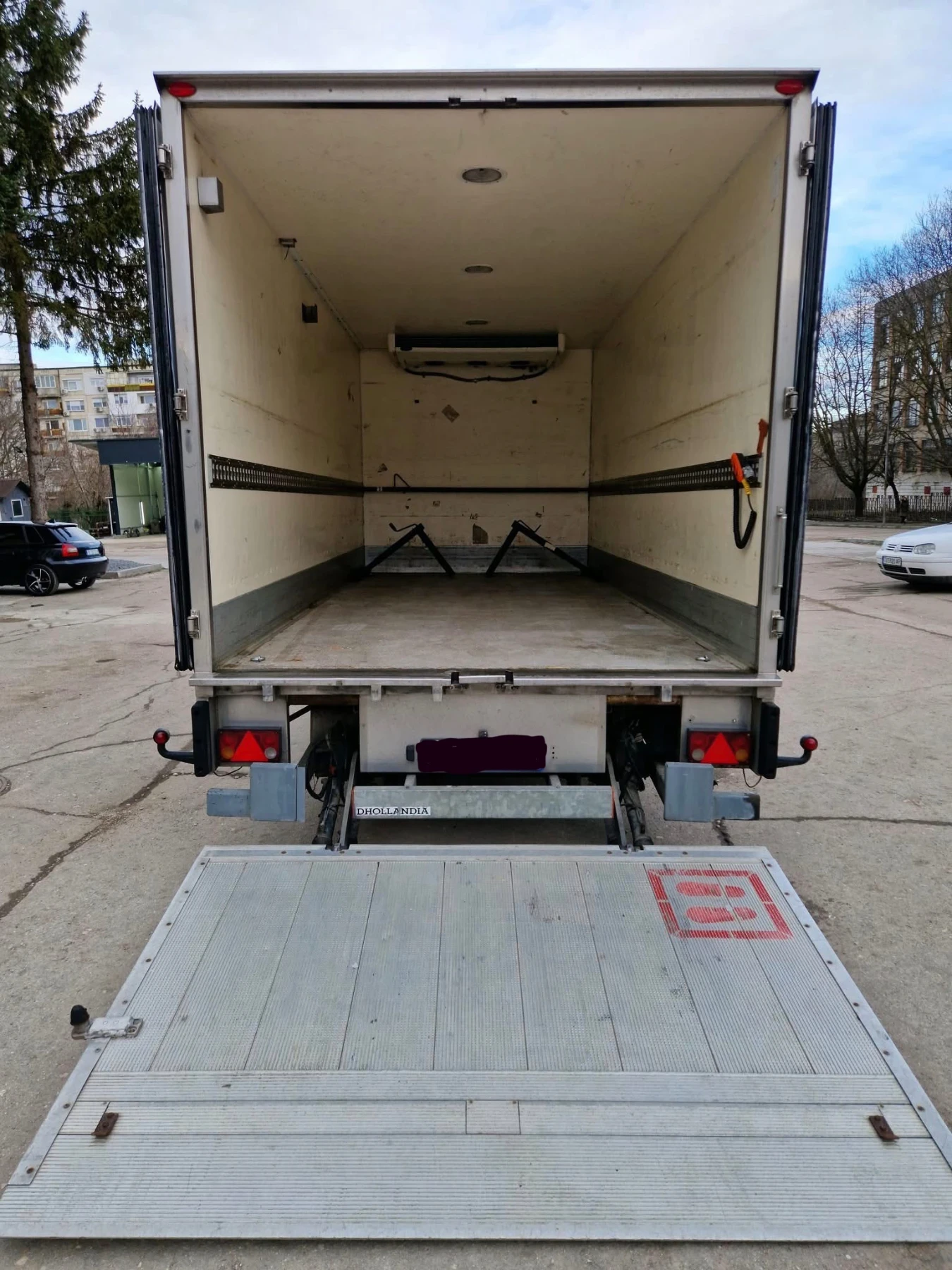 Iveco 35S18  хладилен   падащ борд  B+ E, снимка 7 - Бусове и автобуси - 54750152