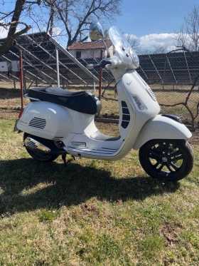Vespa 300, снимка 1