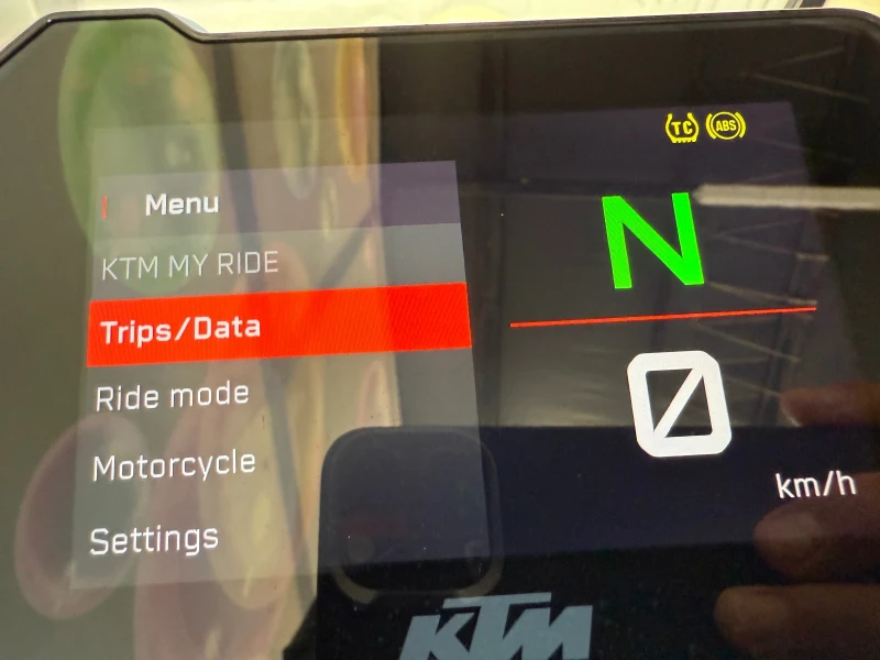 Ktm Super Duke 1290 R 180kc, снимка 13 - Мотоциклети и мототехника - 51634296