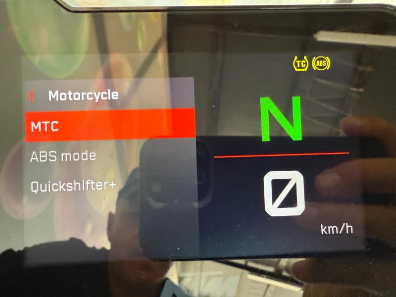 Ktm Super Duke 1290 R 180kc, снимка 14 - Мотоциклети и мототехника - 51634296