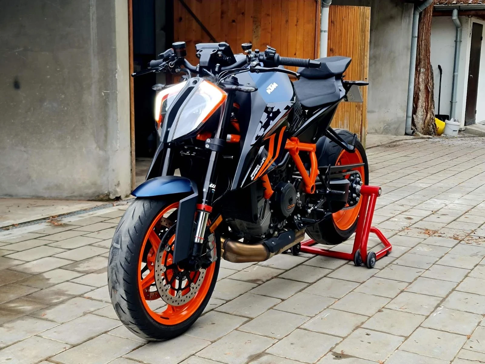 Ktm Super Duke 1290 R 180kc - изображение 7