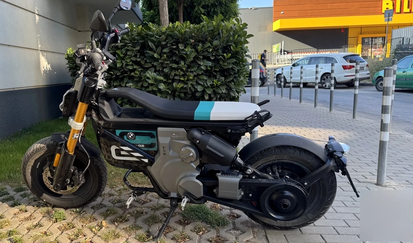 BMW C CE 02
