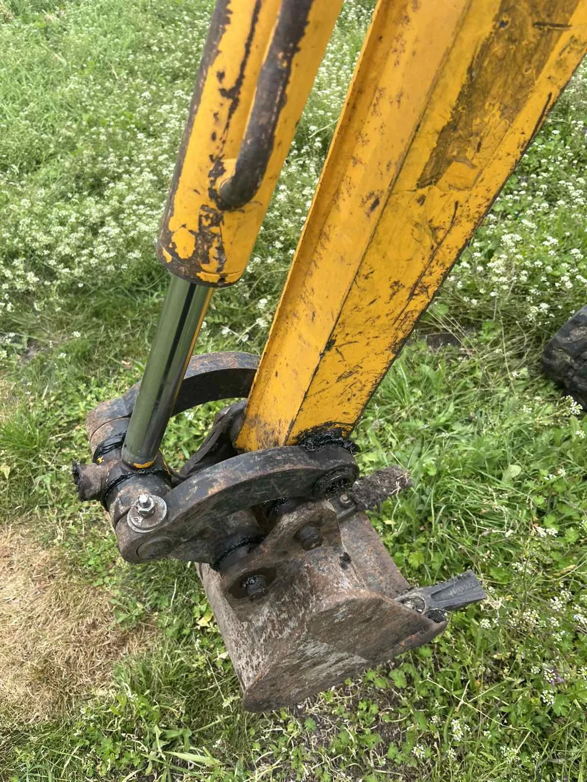 Багер JCB 8010 - изображение 3