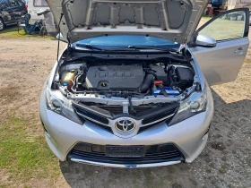 Toyota Auris 1.6i , снимка 17