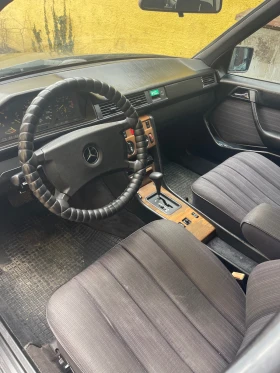 Mercedes-Benz 124, снимка 7