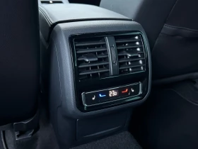 VW Passat VW Passat Var. Business 2.0TDI SCR 4MOT DSG - 63900 лв. / 32671.55 € - 50013972 10