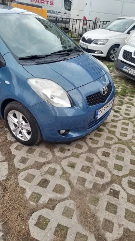 Toyota Yaris R - 4900 € / 9583.57 лв. - 59504334 10