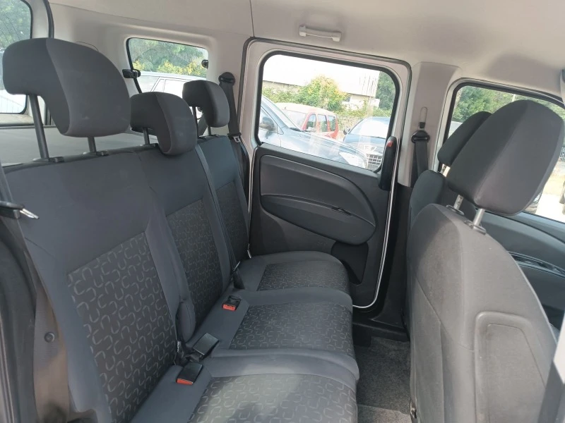 Fiat Doblo 2.0 multijet 6+1 , снимка 13 - Автомобили и джипове - 41458665