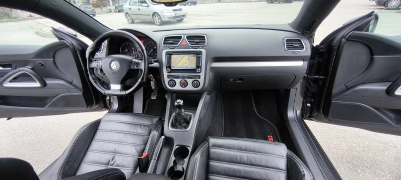 VW Scirocco 2.0TSI 200кс HIGH LINE ШВЕЙЦАРИЯ, снимка 7 - Автомобили и джипове - 44734829