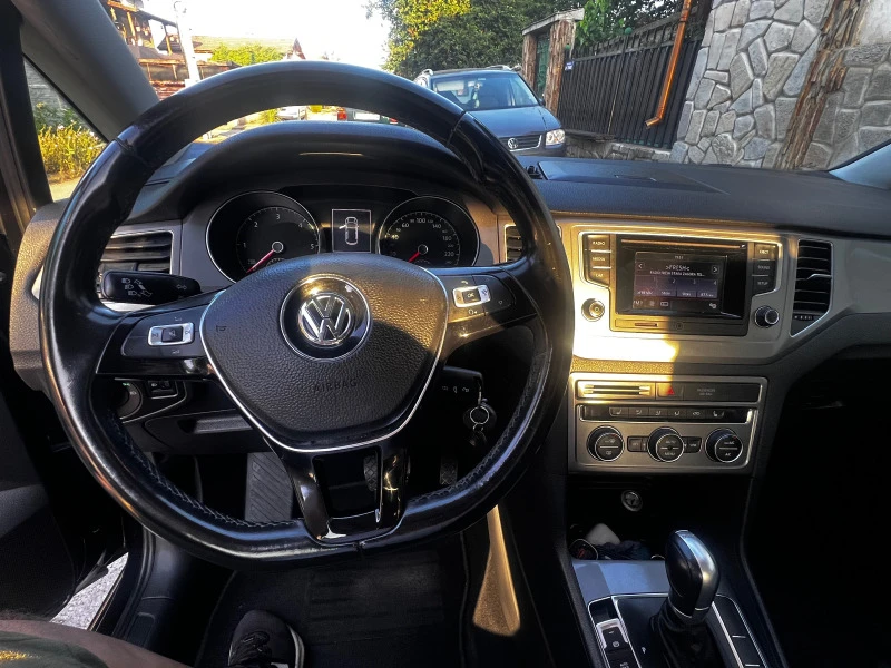 VW Golf Sportsvan 1.6 DSG, снимка 2 - Автомобили и джипове - 47382233