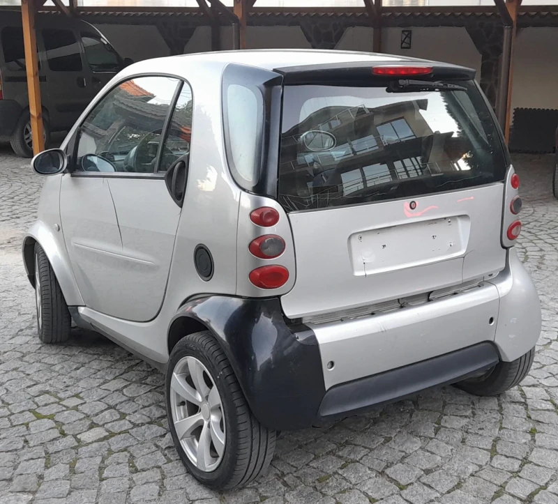 Smart Fortwo 600, снимка 2 - Автомобили и джипове - 47735288