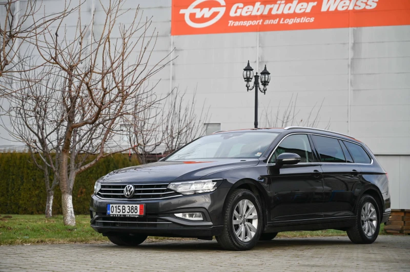 VW Passat 2.0TDI* ACC* CrystalLights* КАМЕРА* Масаж* Germany, снимка 1 - Автомобили и джипове - 48428063