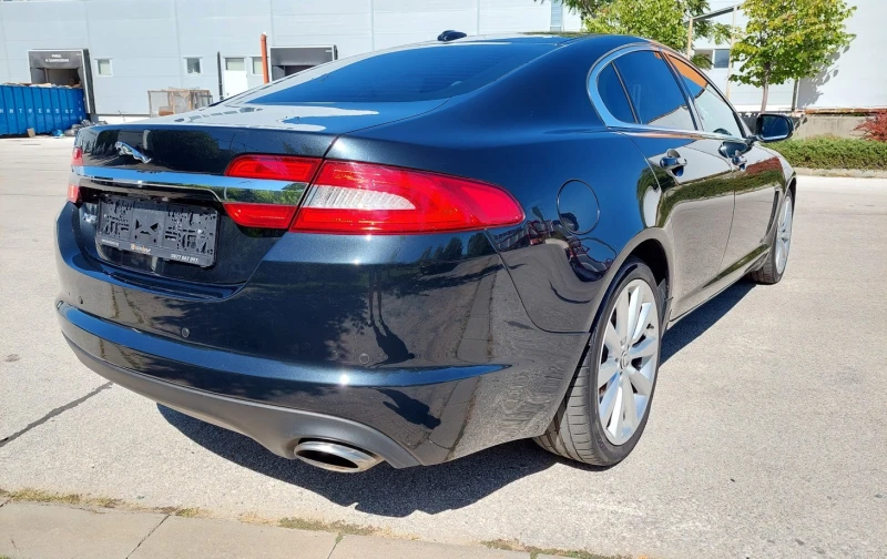 Jaguar Xf 2.2D 190к.с., снимка 4 - Автомобили и джипове - 52395785