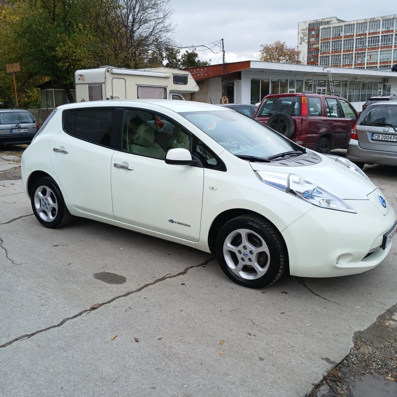 Nissan Leaf , снимка 7 - Автомобили и джипове - 52732222