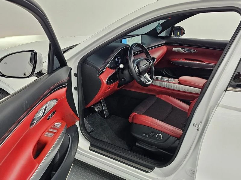 Genesis GV70 2.2 Diesel AWD| 200к.с.| ВКЛ.ТЕХНОТЕСТ, снимка 9 - Автомобили и джипове - 55638655