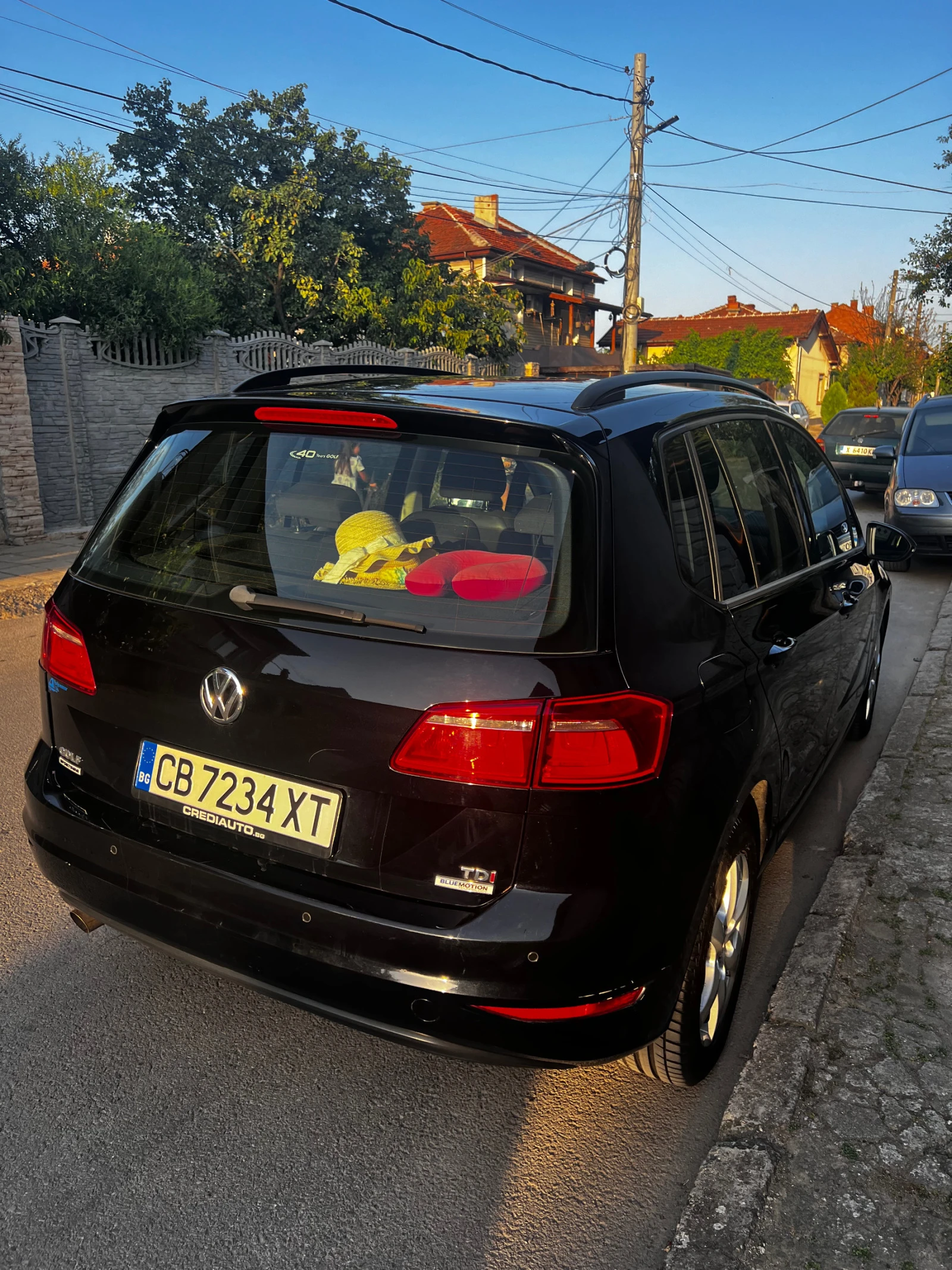 VW Golf Sportsvan 1.6 DSG - изображение 4