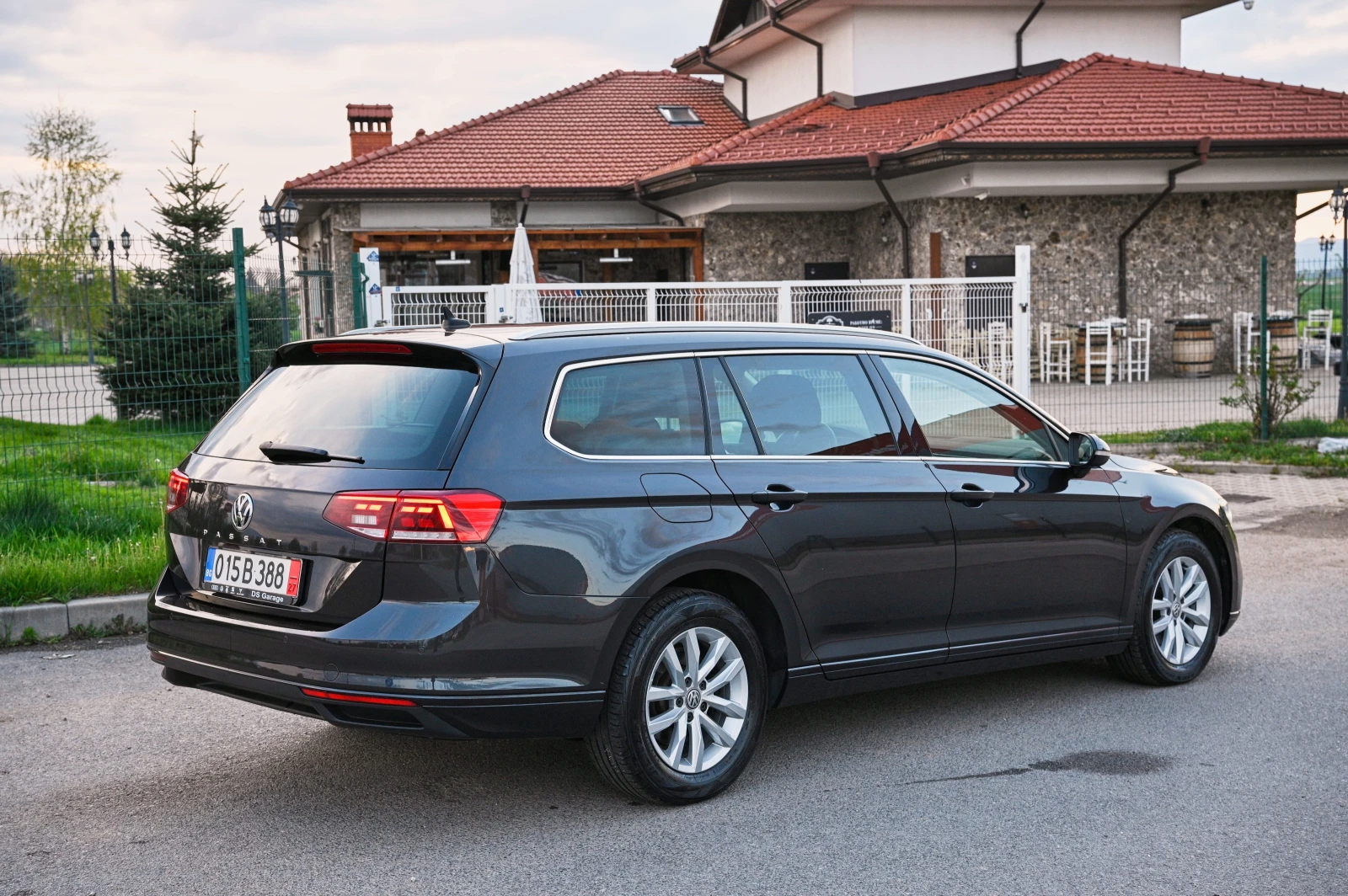 VW Passat 2.0TDI* ACC* CrystalLights* КАМЕРА* Масаж* Germany - изображение 6