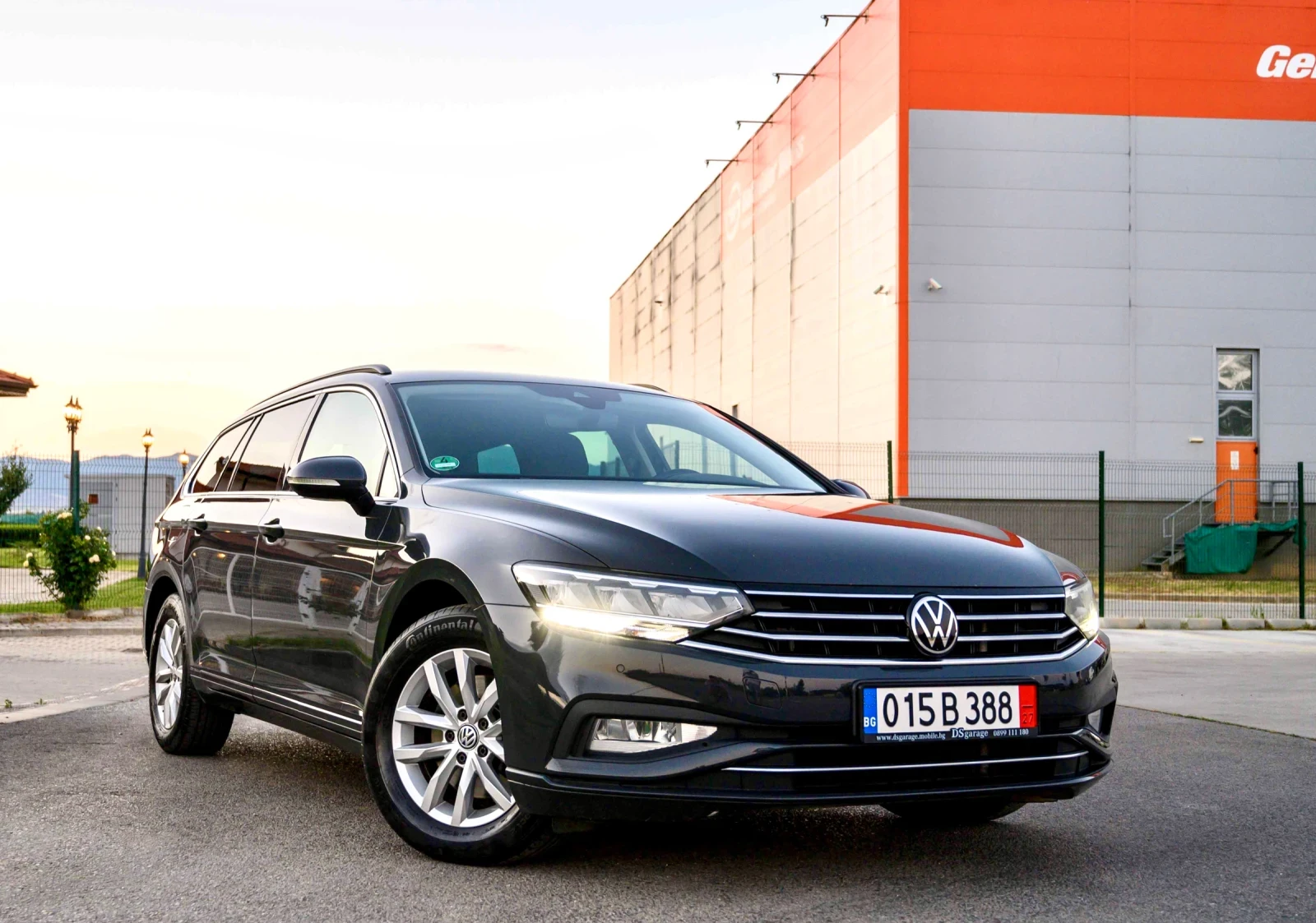 VW Passat 2.0TDI* ACC* CrystalLights* КАМЕРА* Масаж* Germany - изображение 4