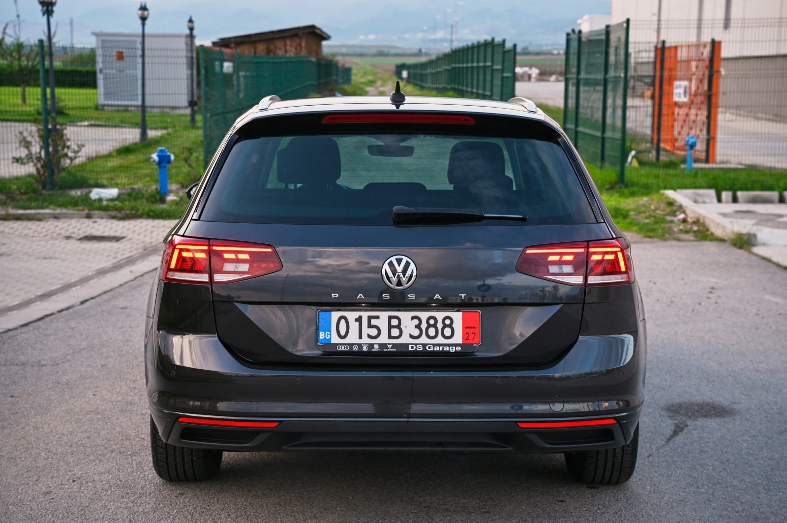 VW Passat 2.0TDI* ACC* CrystalLights* КАМЕРА* Масаж* Germany - изображение 7