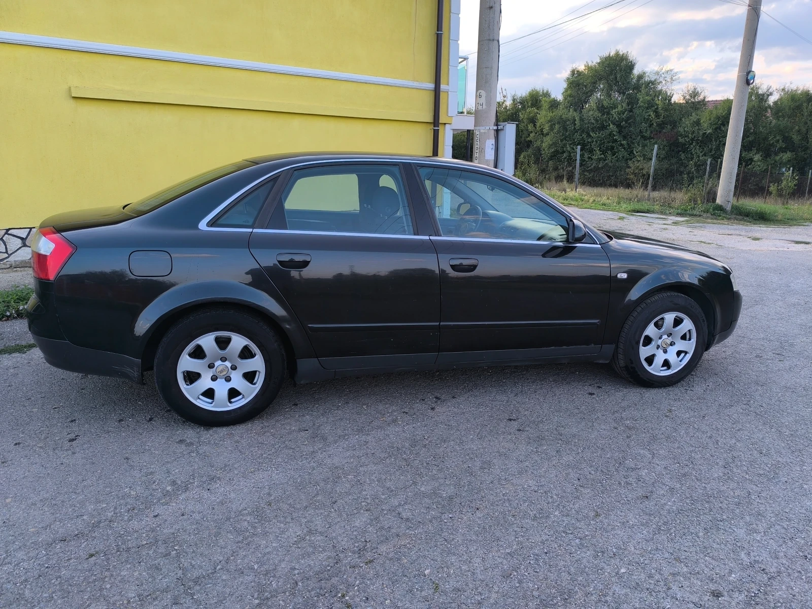 Audi A4 1.9 TDI  - изображение 9