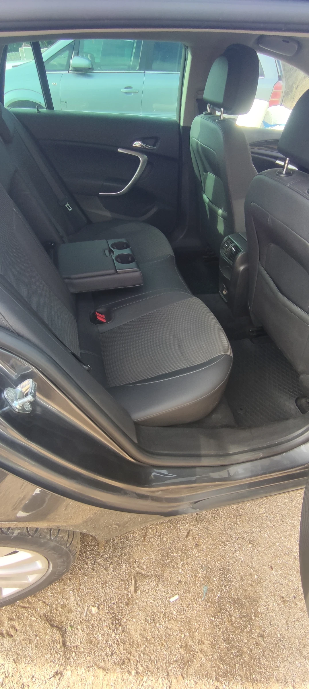 Opel Insignia | Mobile.bg — изображение 11