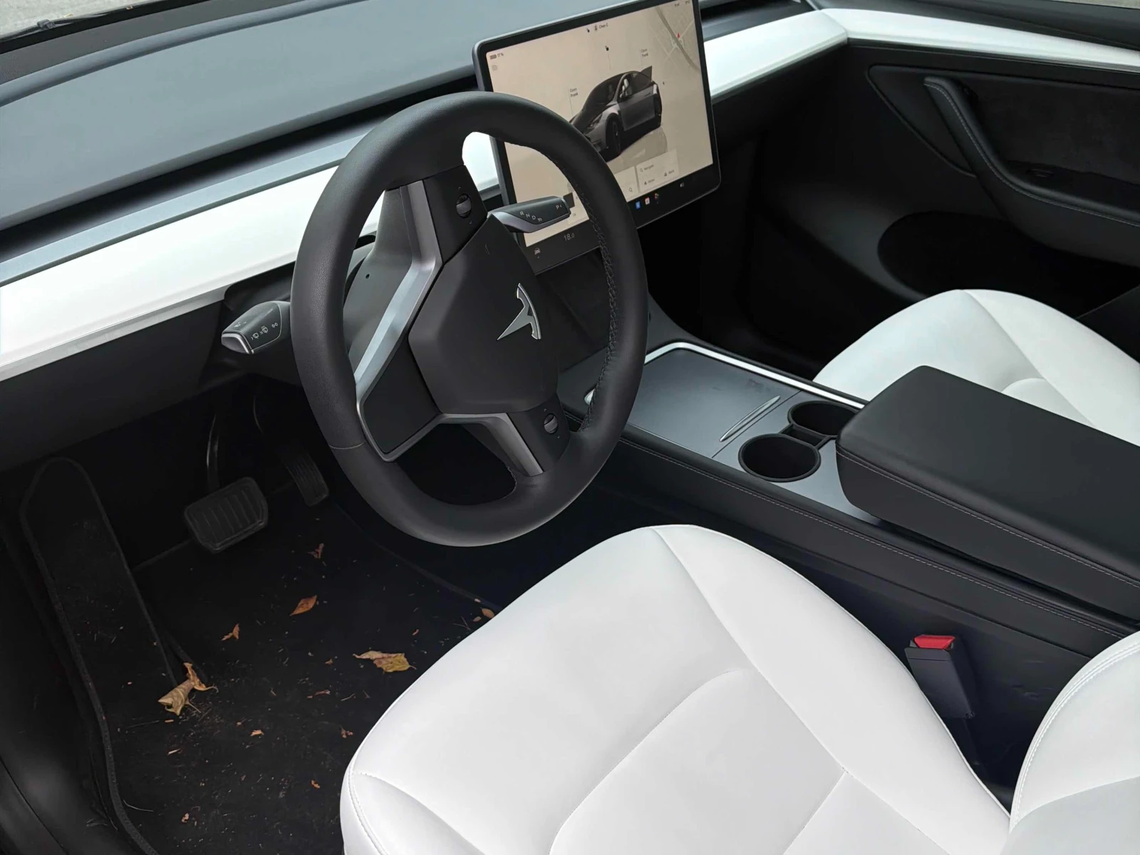 Tesla Model Y LONG RANGE * * CARFAX * *   * *  | Mobile.bg   6