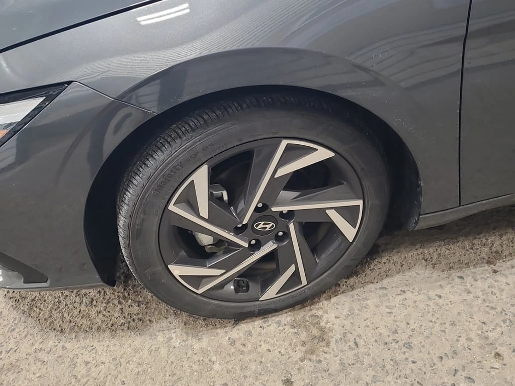 Hyundai Elantra * PREFERRED * CARFAX *  - изображение 6