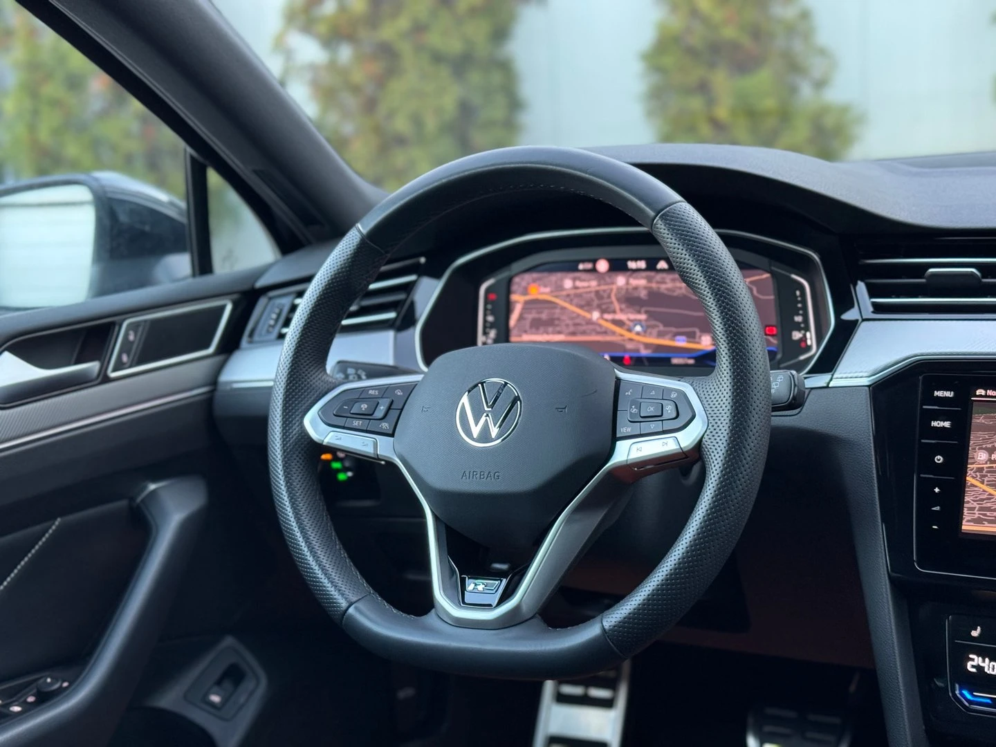 VW Passat VW Passat Var. Business 2.0TDI SCR 4MOT DSG | Mobile.bg � ����������� 12