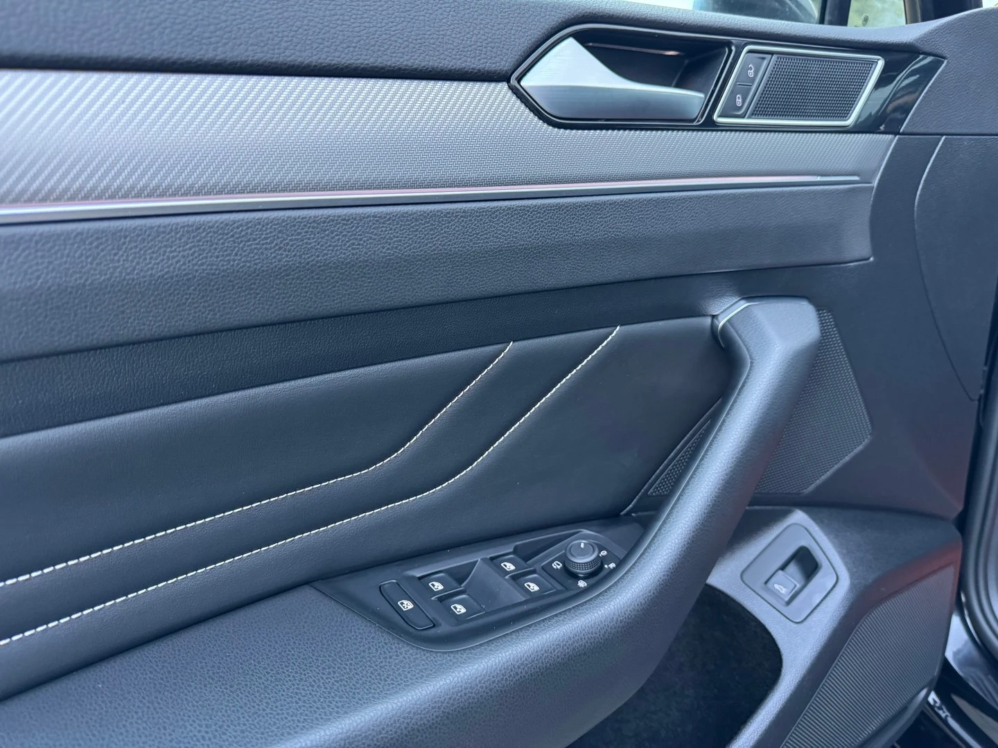 VW Passat VW Passat Var. Business 2.0TDI SCR 4MOT DSG | Mobile.bg � ����������� 6