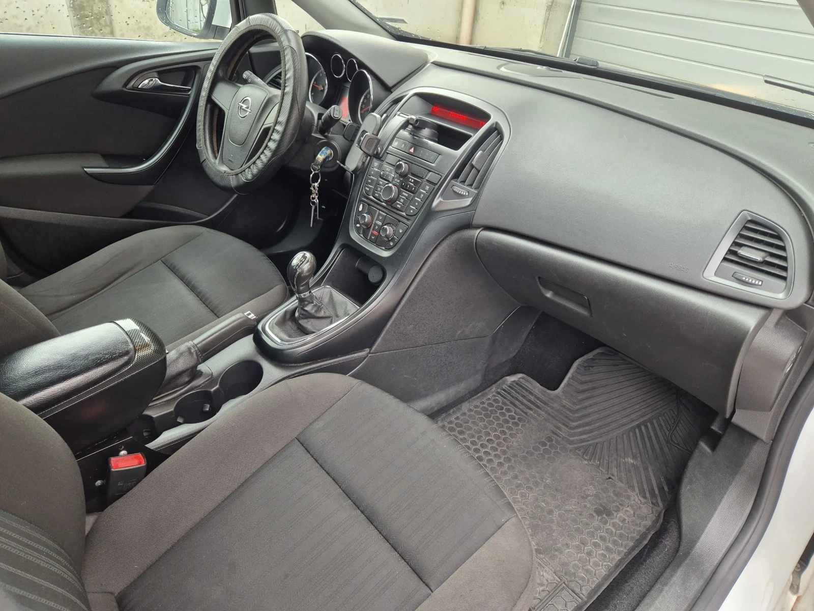 Opel Astra 1.7Cdti 154���. ���� 5� | Mobile.bg � ����������� 11
