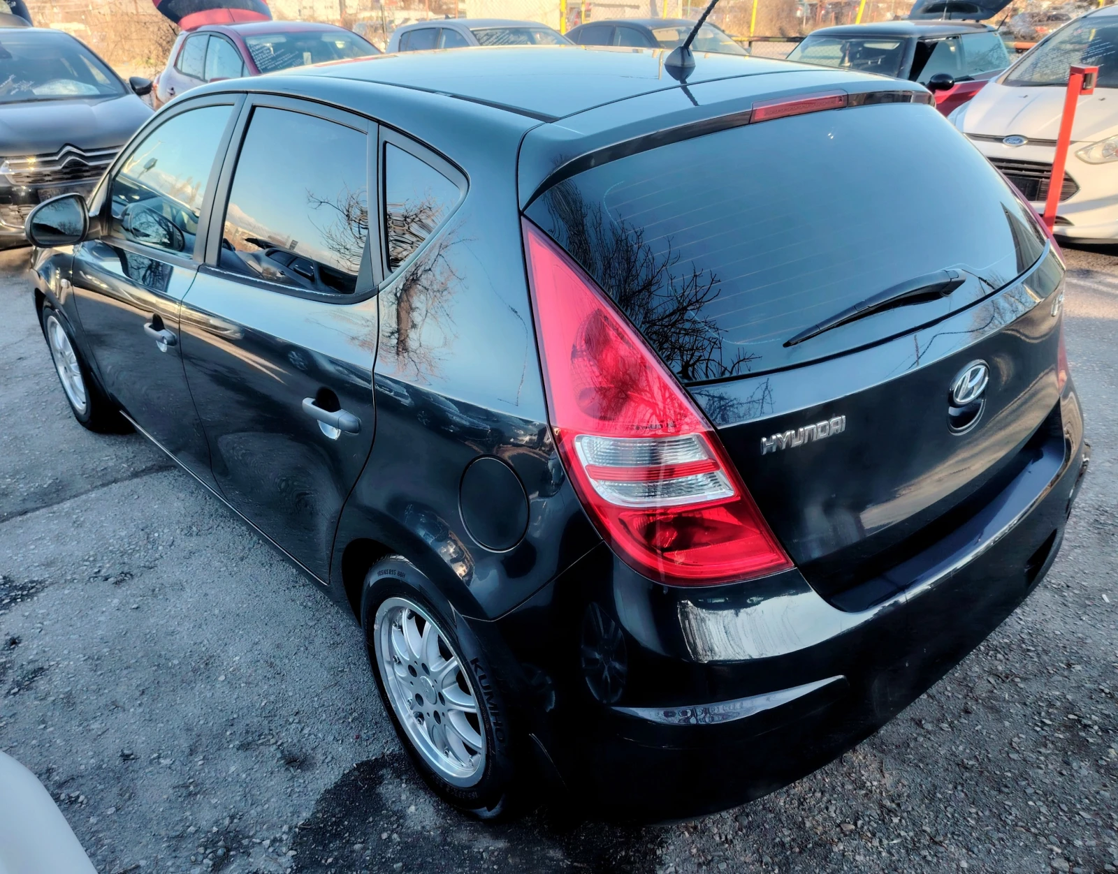 Hyundai I30 1.4i/SITI - изображение 9