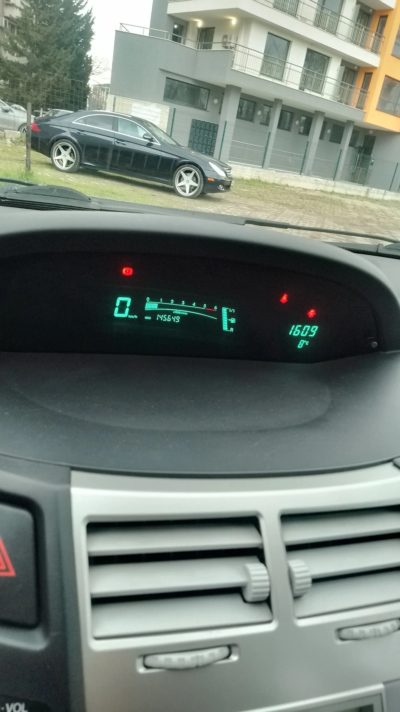 Toyota Yaris R, снимка 2 - Автомобили и джипове - 53904976