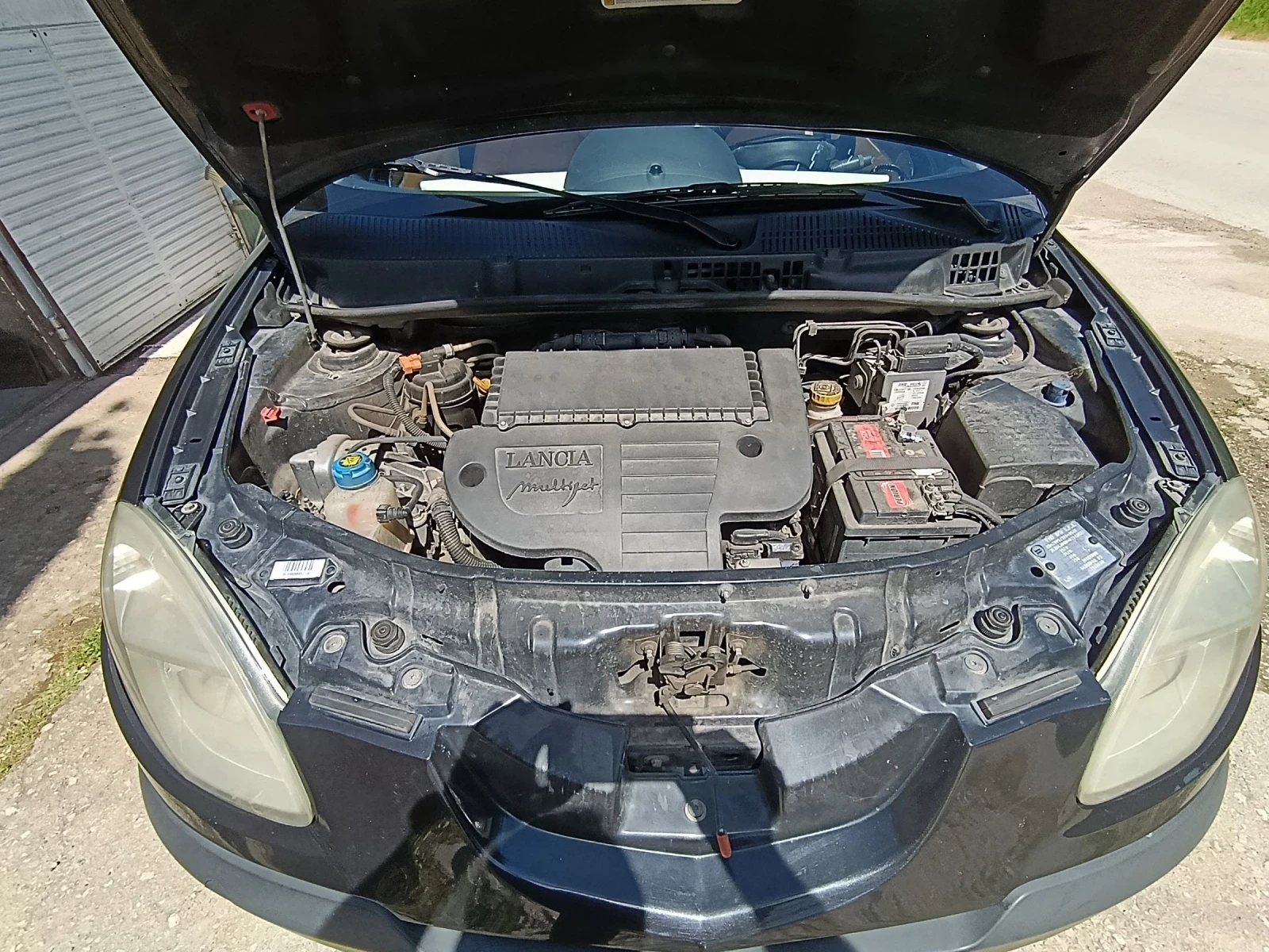 Lancia Ypsilon 1.3 multi jet 2005г., 75hp, верига, снимка 16 - Автомобили и джипове - 54343413