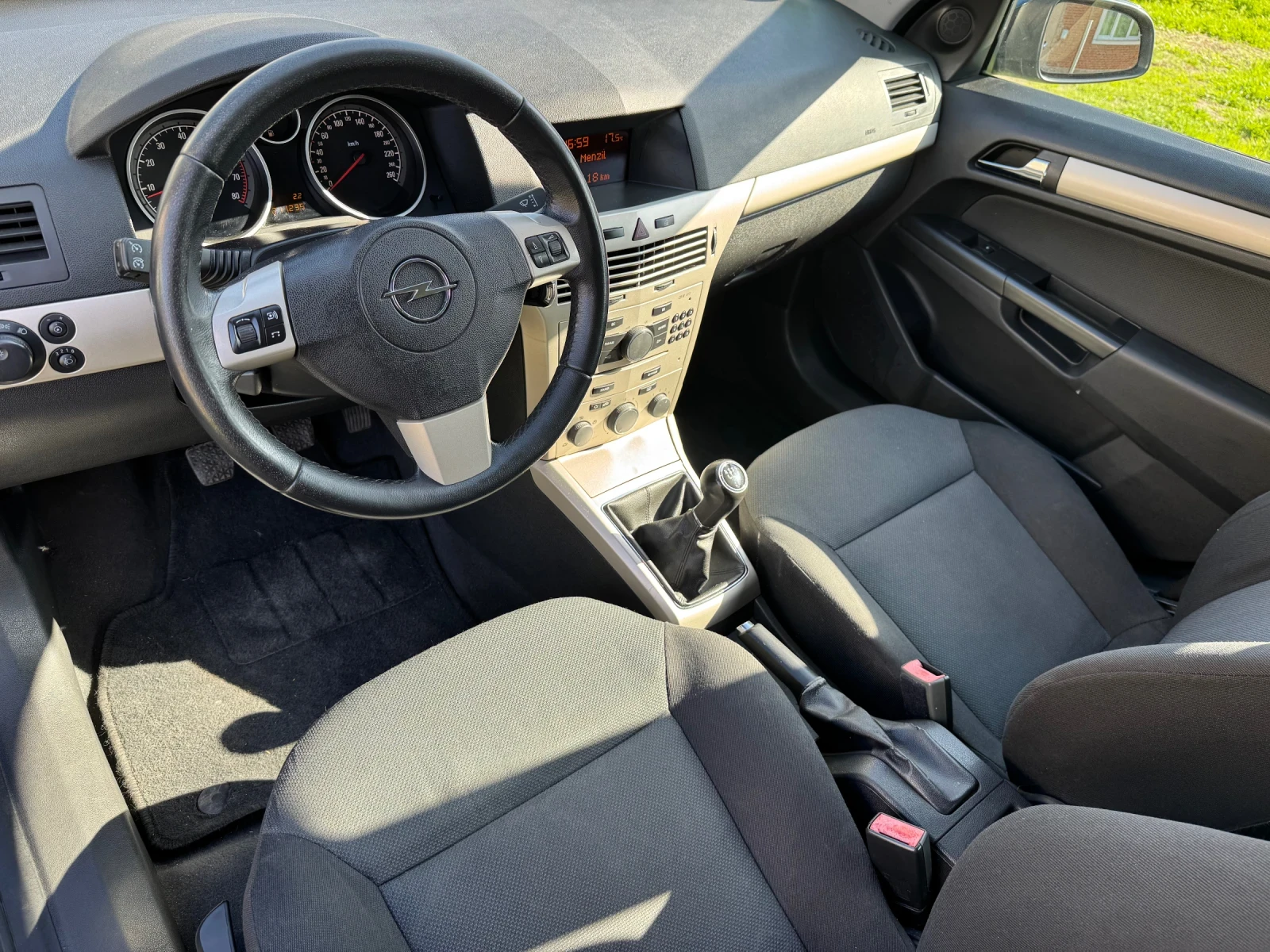 Opel Astra 1.6 16v 105ps, снимка 7 - Автомобили и джипове - 54450568