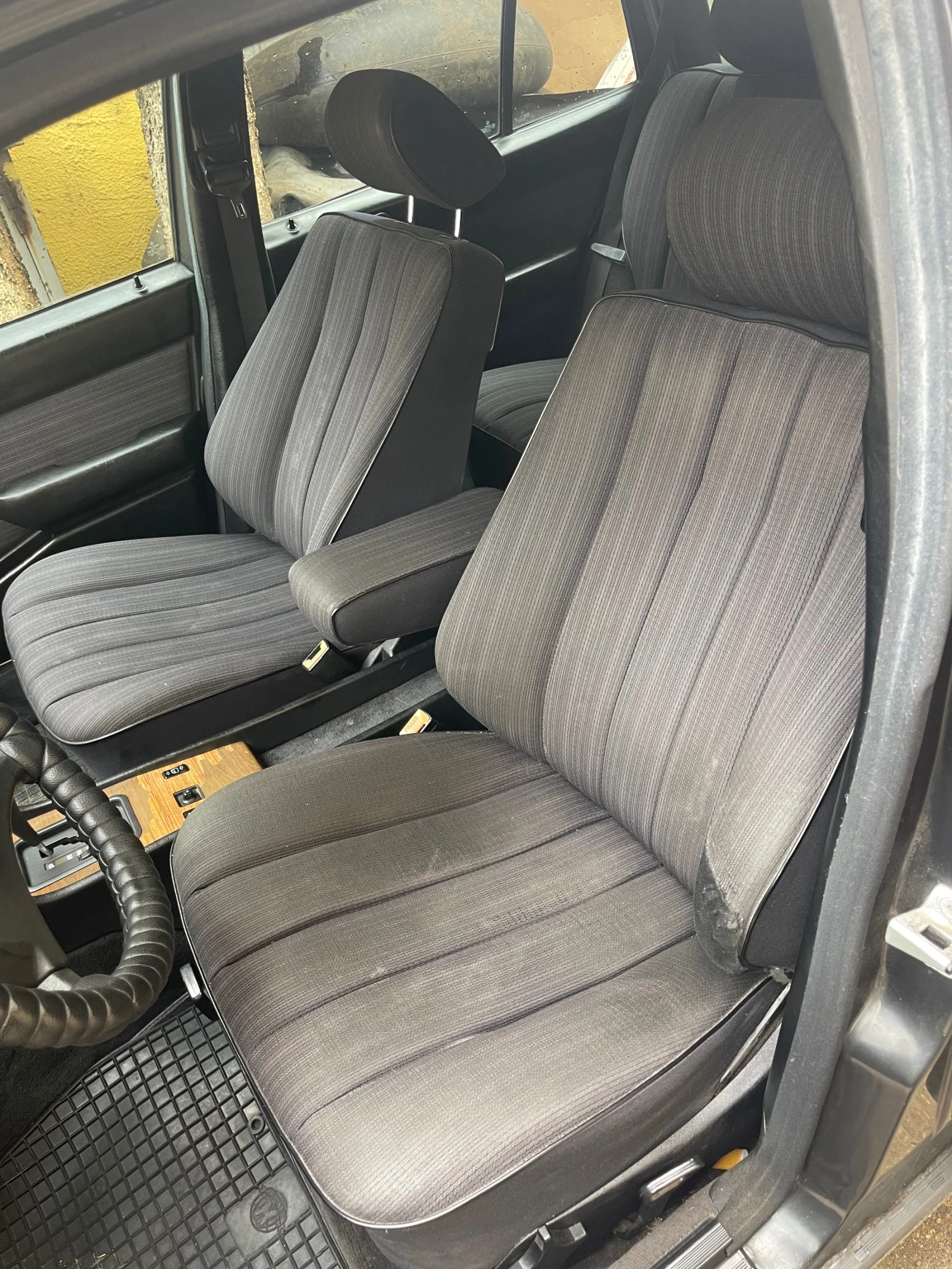 Mercedes-Benz 124, снимка 6 - Автомобили и джипове - 54586313