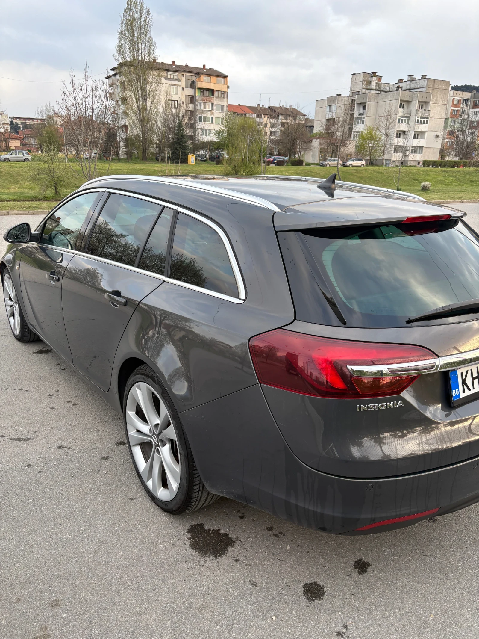Opel Insignia, снимка 3 - Автомобили и джипове - 54633306